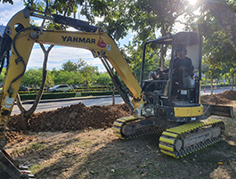 Charoen Backhoe Image