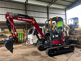 Charoen Backhoe Image