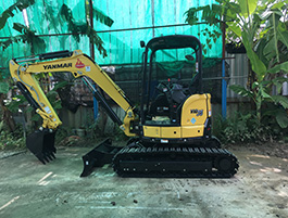 Charoen Backhoe Image