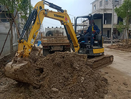 Charoen Backhoe Image