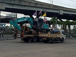 Charoen Backhoe Image