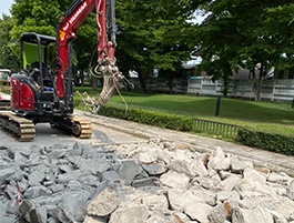 Charoen Backhoe Image