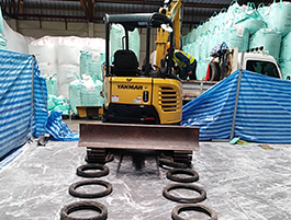 Charoen Backhoe Image