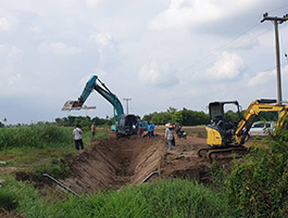 Charoen Backhoe Image