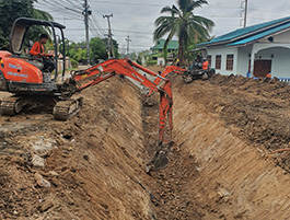 Charoen Backhoe Image