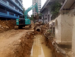 Charoen Backhoe Image