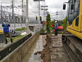 Charoen Backhoe Image