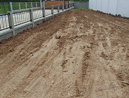 Charoen Backhoe Image