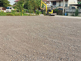 Charoen Backhoe Image