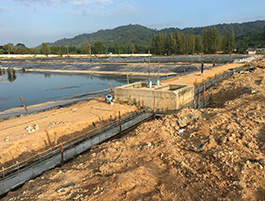 Charoen Backhoe Image