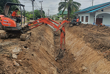 Charoen Backhoe Work